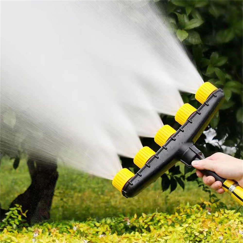 Garden Hose Spray Nozzle with Multiple Spray Patterns and Quick Connect