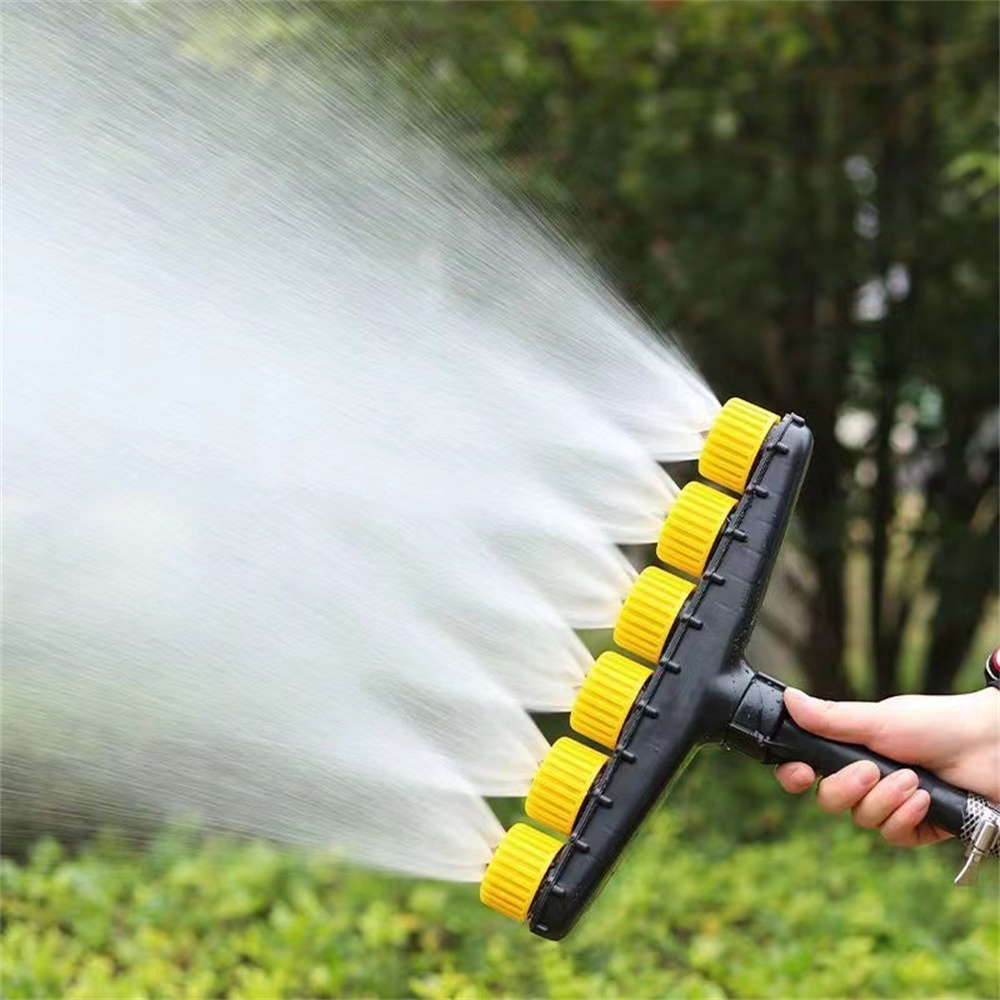 Garden Hose Spray Nozzle with Multiple Spray Patterns and Quick Connect