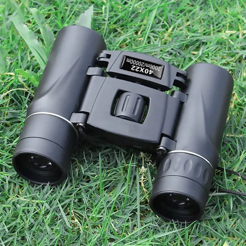 Compact Binoculars with 8x Magnification and 2000 Meter Range, Foldable Design