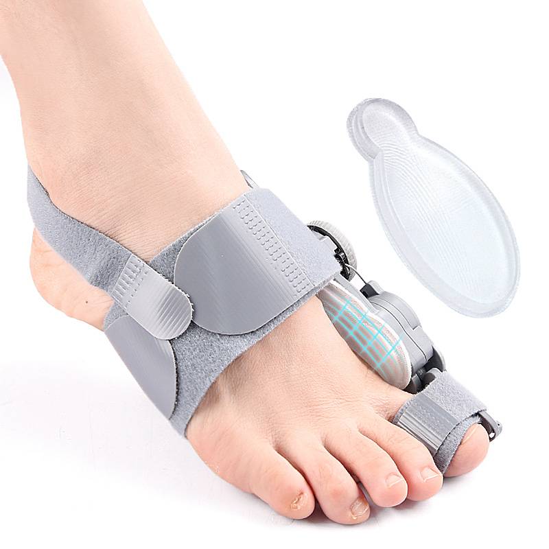 Adjustable Toe Spacer with Hinge Joint and Silicone Cushioning, Universal Fit