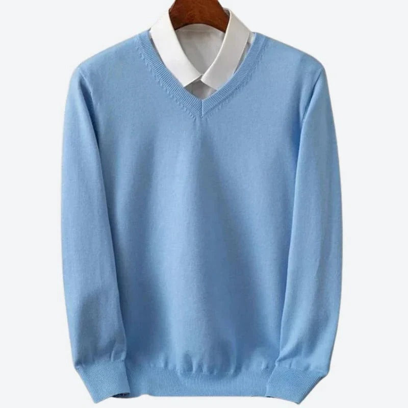 Cashmere Crew Neck Sweater with Ribbed Cuffs and Temperature Control