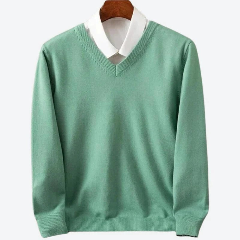 Cashmere Crew Neck Sweater with Ribbed Cuffs and Temperature Control