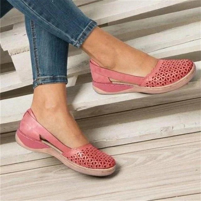 Women's Slip On Flats with Wide Toe Box and Cushioned Insole