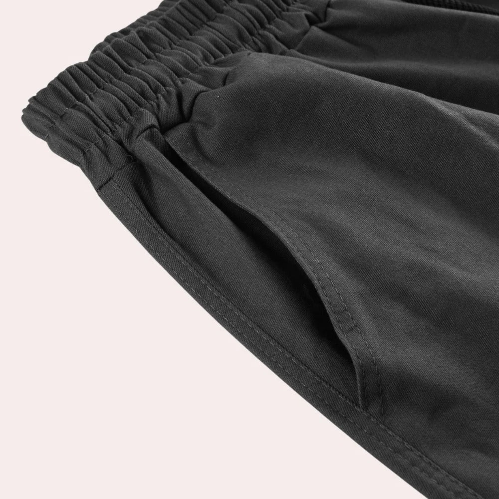 Men's Cargo Pants with Multiple Thigh Pockets and Stretch Fabric