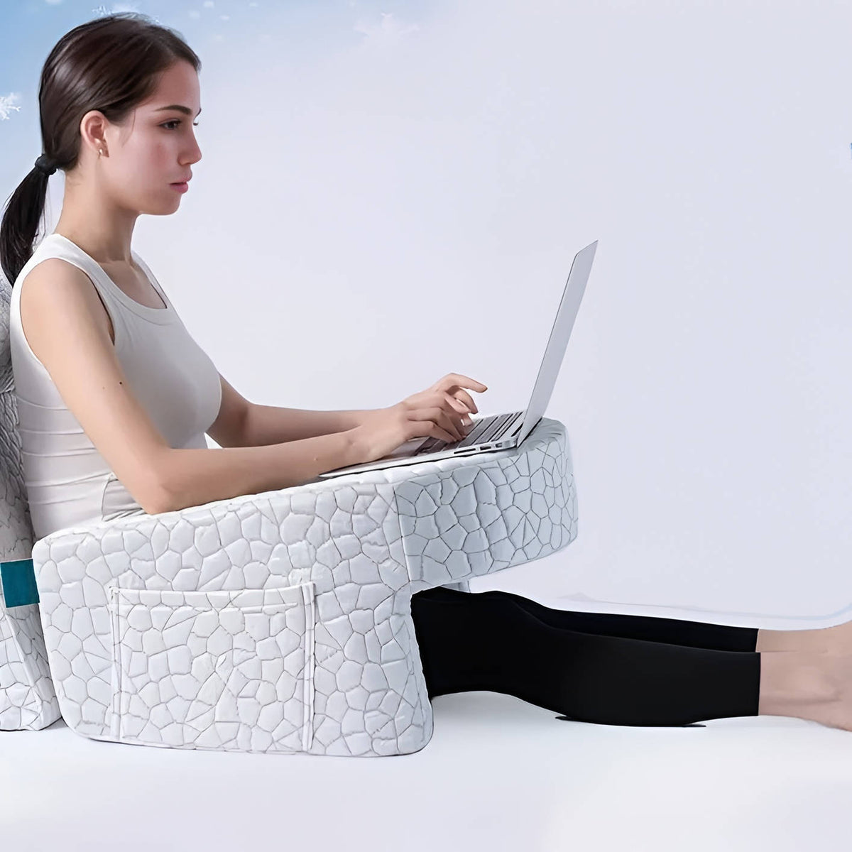 U Shaped Memory Foam Pillow with Side Pockets and Breathable Knit Cover