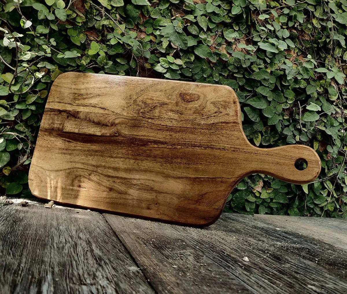 Rustic Grain Acacia Wood Cutting Board Natural Finish 1-Piece, Kitchen Accessories
