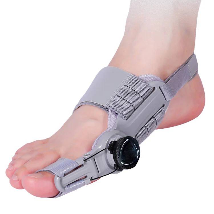 Adjustable Toe Spacer with Hinge Joint and Silicone Cushioning, Universal Fit