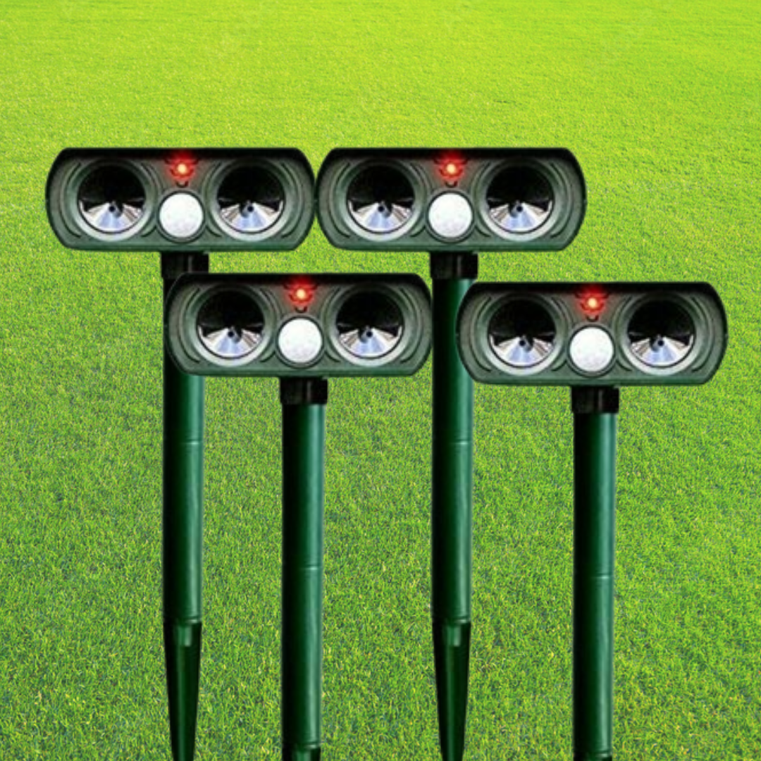 Motion Activated Ultrasonic Animal Repeller with Solar Panel and 30ft Detection Range