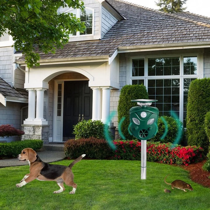 Ultrasonic Animal Repeller with 360-Degree Motion Detection and Solar Charging