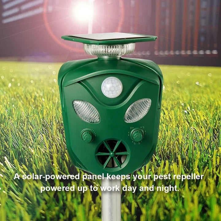 Ultrasonic Animal Repeller with 360-Degree Motion Detection and Solar Charging