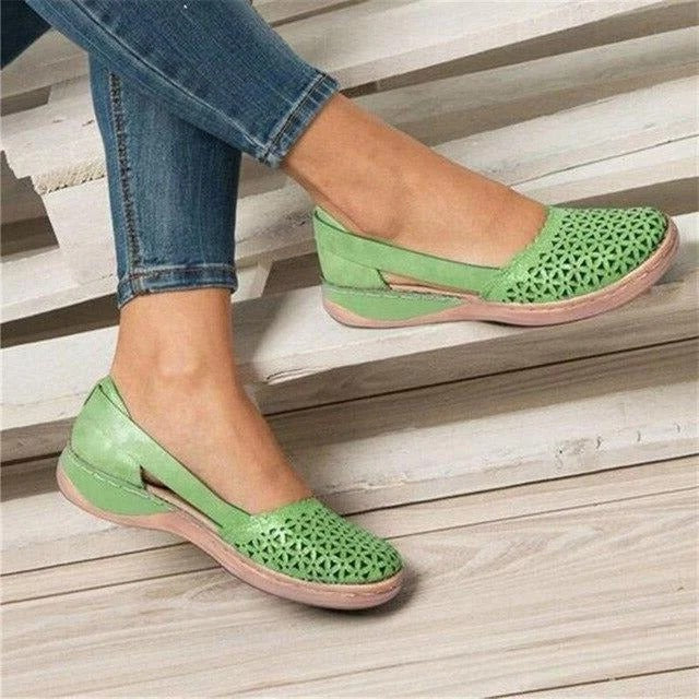 Women's Slip On Flats with Wide Toe Box and Cushioned Insole
