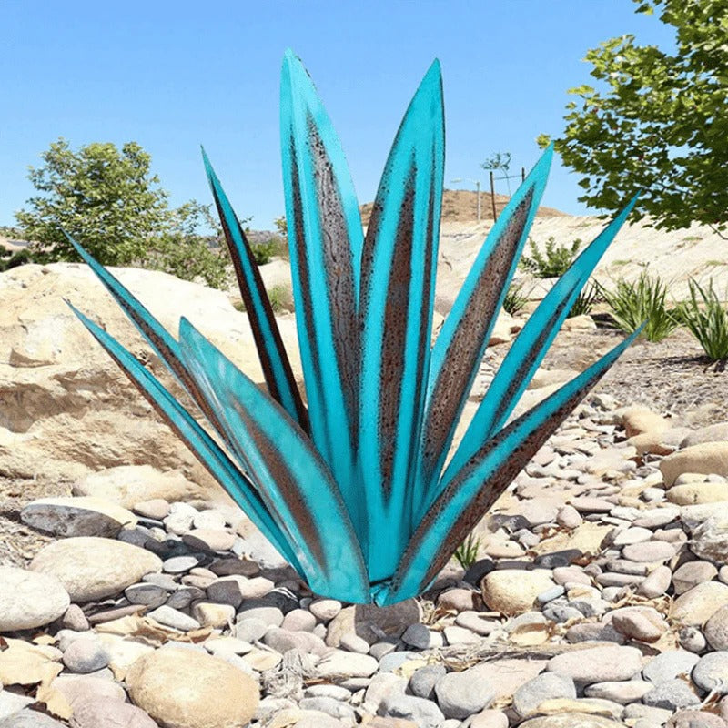 Handmade Solar Agave Light with Automatic Dusk Activation and Weatherproof Design