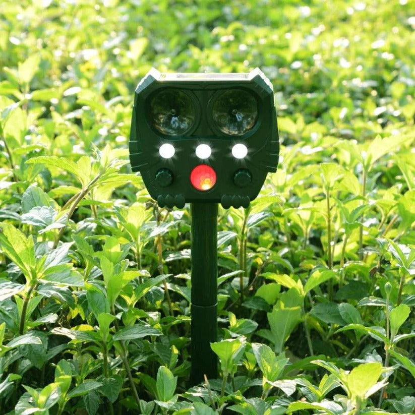 Motion Activated Ultrasonic Animal Deterrent with Solar Power and Flashing Lights for Gardens