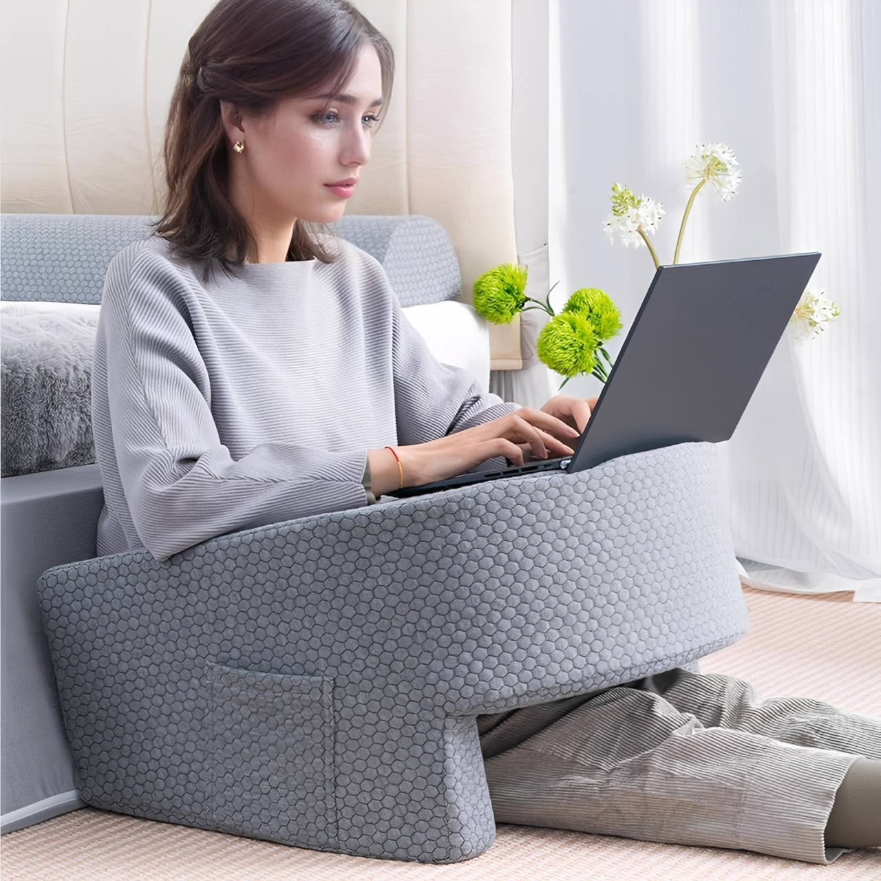 U Shaped Memory Foam Pillow with Side Pockets and Breathable Knit Cover