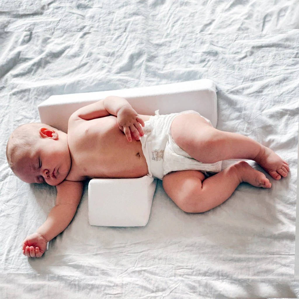 Infant Side Sleep Positioning Wedge with Dual Pillow Support and Adjustable Width