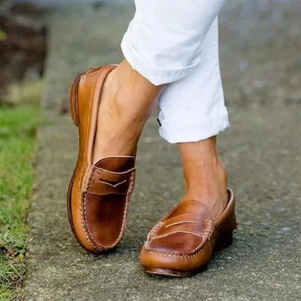 Women's Vintage Slip-On Loafers with Round Toe and Low Heel, All-Season Casual
